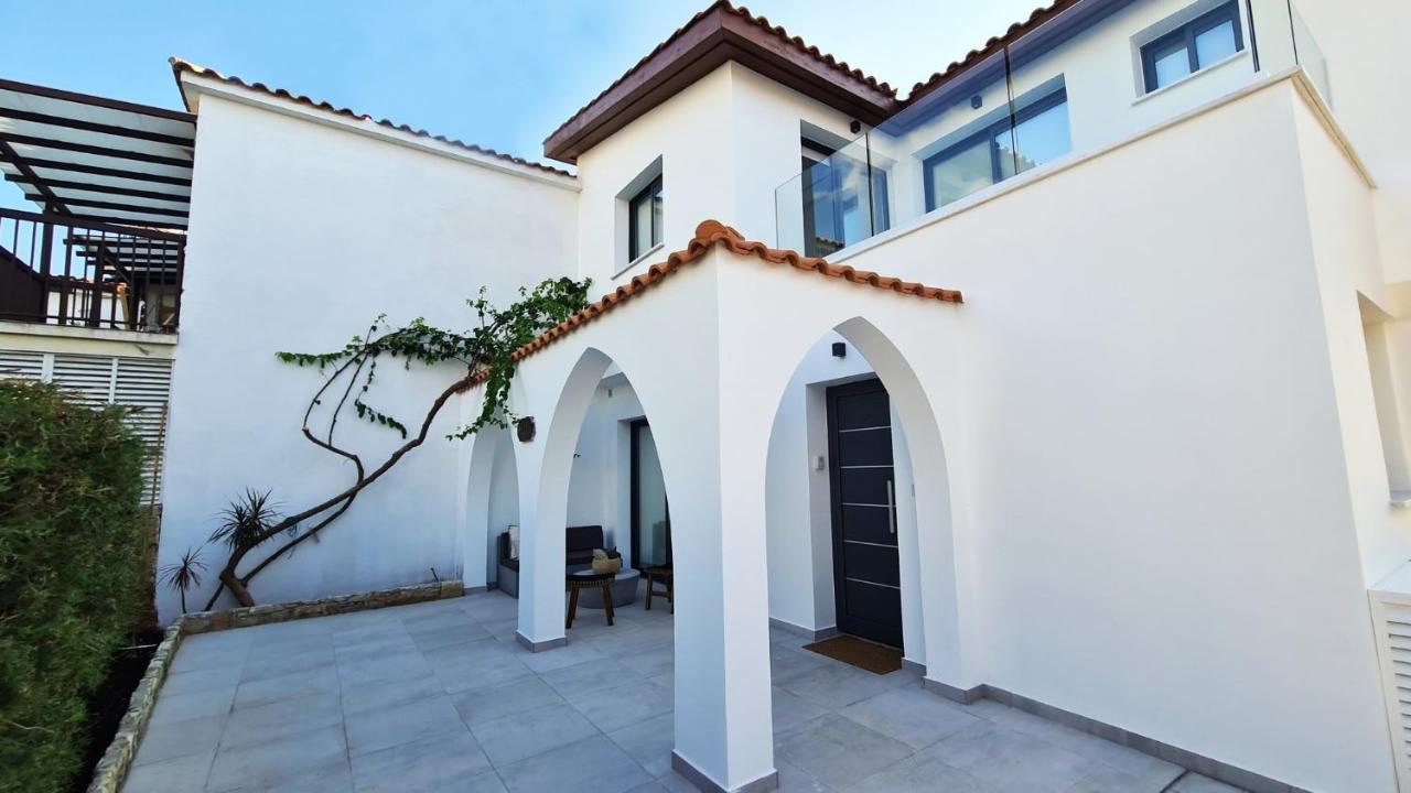 Phaedrus Living: Seaview Luxury Villa Venus Paphos ภายนอก รูปภาพ