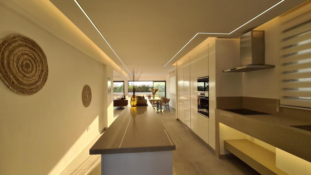 Phaedrus Living: Seaview Luxury Villa Venus Paphos ภายนอก รูปภาพ