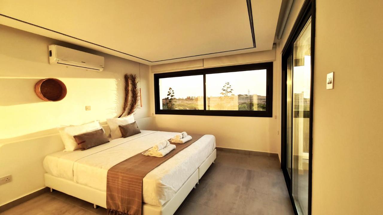 Phaedrus Living: Seaview Luxury Villa Venus Paphos ภายนอก รูปภาพ